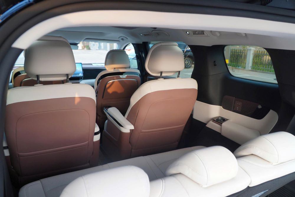 tan-binh-byd-m9-khuay-dao-thi-truong-mpv