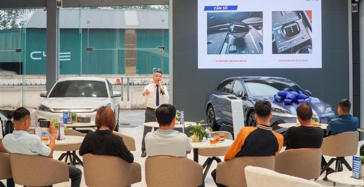 BYD-Bac-Giang-giao-lo-5-xe-cho-nha-xe-tuan-sam