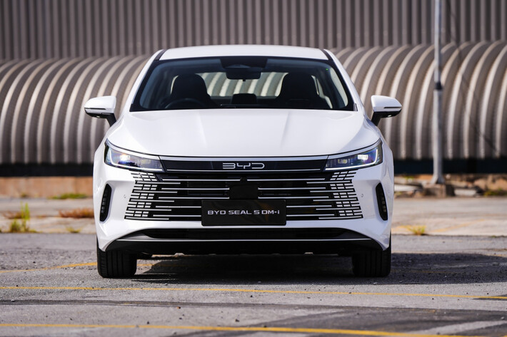 byd-seal-5-ngoai-that=sang-trong-noi-that-hien-tai