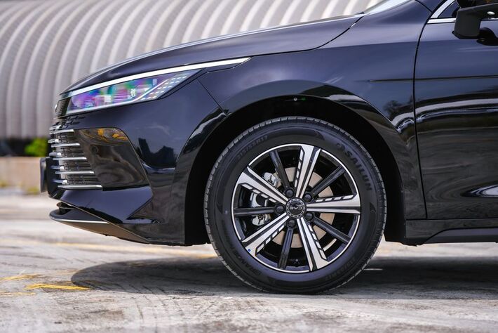 byd-seal-5-ngoai-that=sang-trong-noi-that-hien-tai