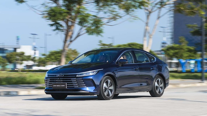 byd-seal-5-sedan-hybrid-phong-cach-cong-nghe-hien-dai-cho-nguoi-tre