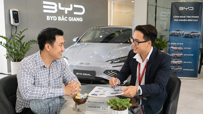 mua-xe-byd-sealion-6-tra-gop-tai-bac-giang-1