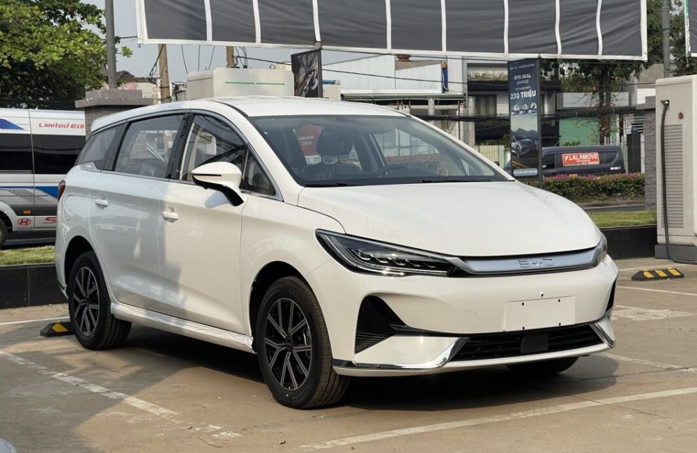 byd-viet-nam-vinh-du-don-nhan-2-giai-thuong-danh-gia-tai-hang-viet-tot-dich-vu-hoan-hao