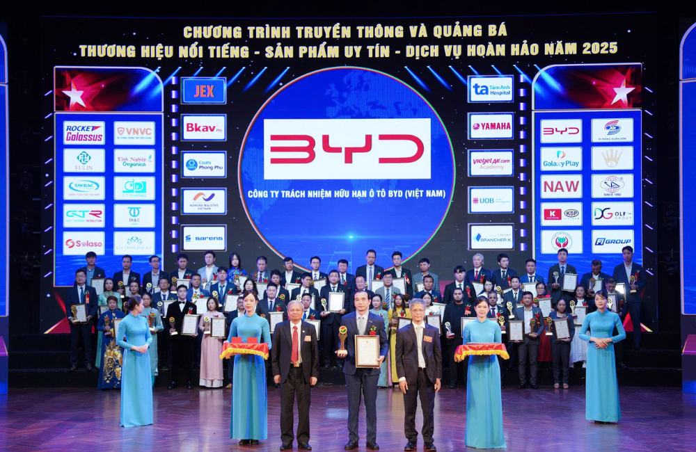 byd-viet-nam-vinh-du-don-nhan-2-giai-thuong-danh-gia-tai-hang-viet-tot-dich-vu-hoan-hao