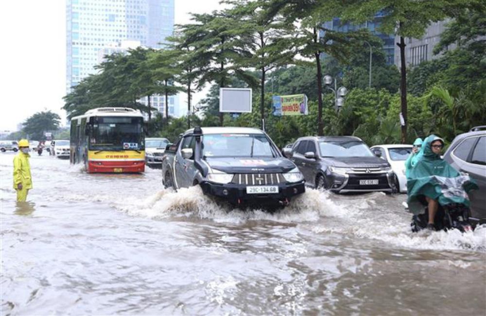 xe-can-bao-duong-gi-sau-khi-di-mua-ngap-nuoc