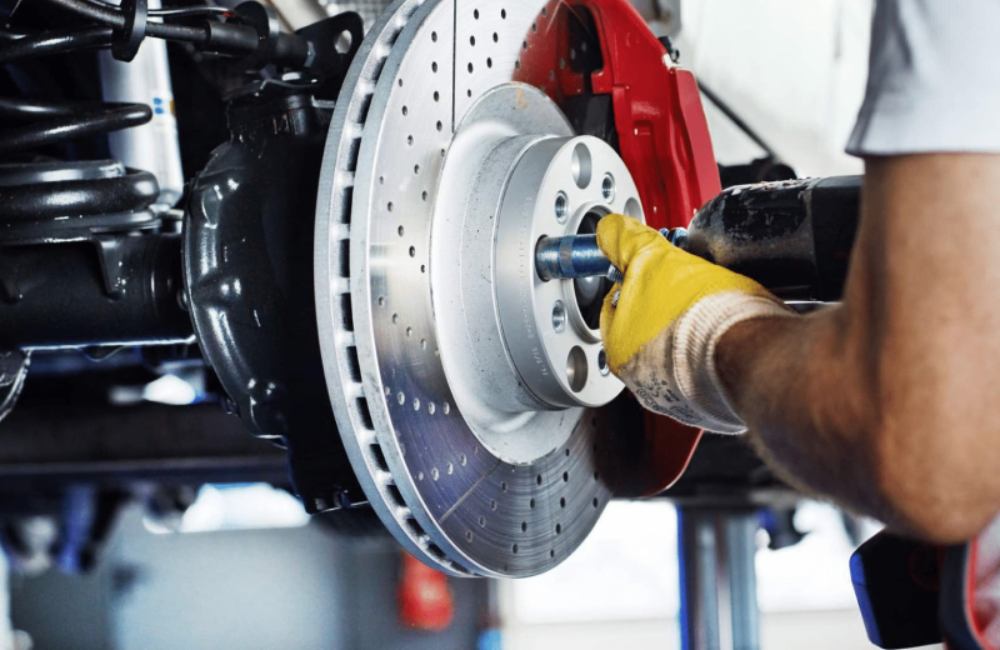 xe-can-bao-duong-gi-sau-khi-di-mua-ngap-nuoc